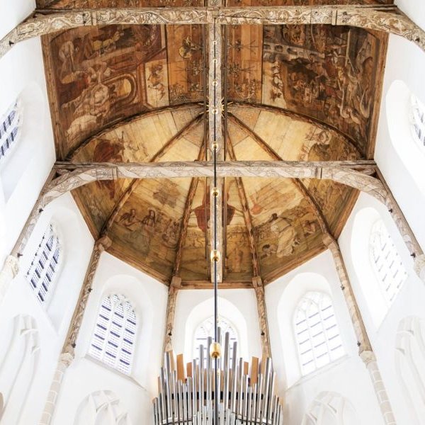 grote-kerk-naarden-tongewelf-600x600
